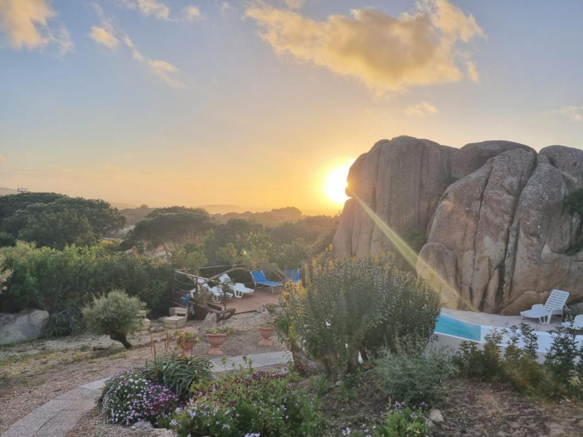 Villa Majore Beb Con Piscina Privata Rena Majore Bagian luar foto